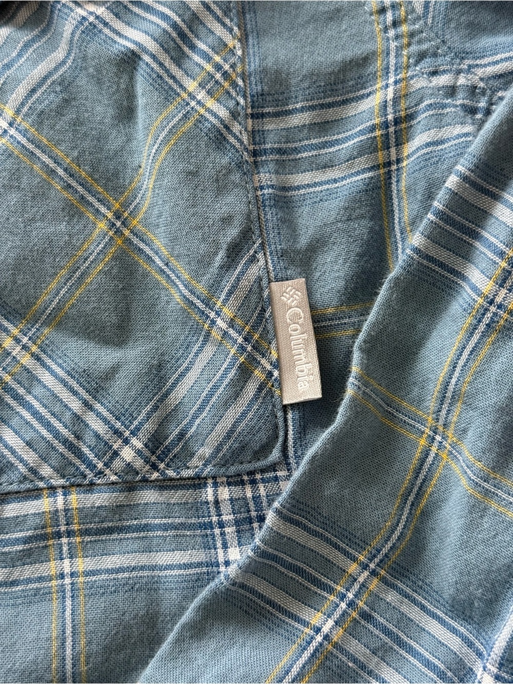 Men's Blue Plaid Long-Sleeve Button-Down Shirt outdoors fisherman camping - Picture 8 of 10